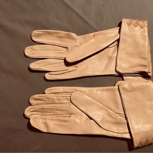 Genuine leather gloves from Florence, Italy